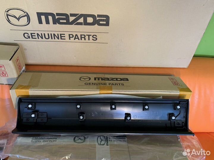Накладка двери задней правая mazda cx-5 KF