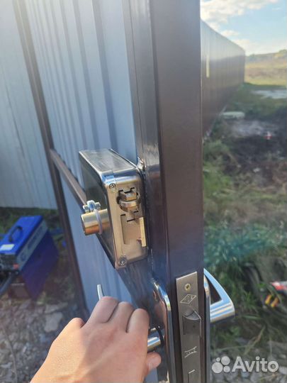 Вскрытие замков, автомобилей,ремонт замков