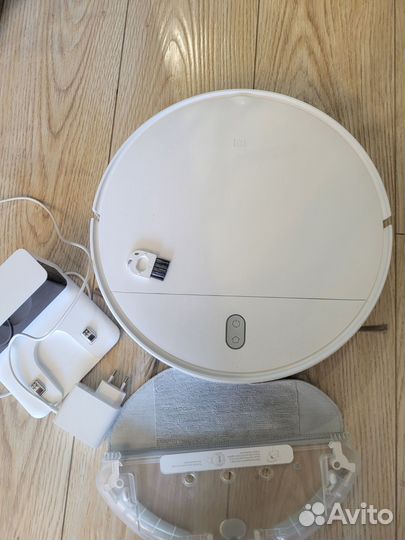 Пылесос xiaomi Mi Robot Vacuum-Mop Essential