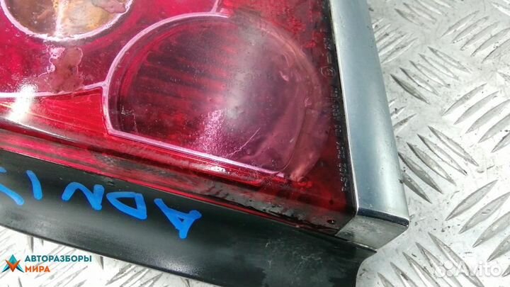 Фонарь задний правый Toyota Avensis 2 (T250) 2006