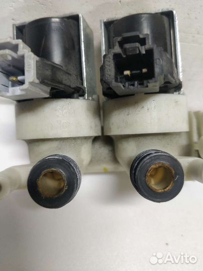 Клапан заливной стиральной indesit (C00110333)