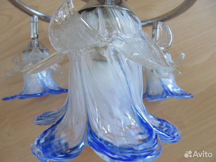 Люстра, розетки, выключатели