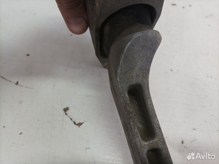 Опора АКПП нижняя G4KD Hyundai IX35