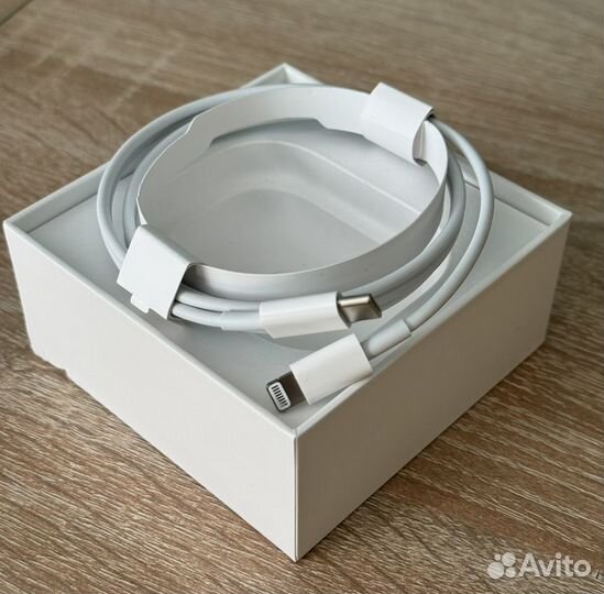 Оригинальный кабель USB type-C Apple Lightning