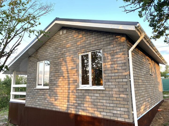 Дом 52 м² на участке 6 сот.