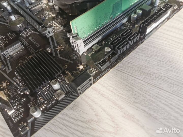 Комплект Gigabyte B560M D2V+Celeron G5905 + 16RAM