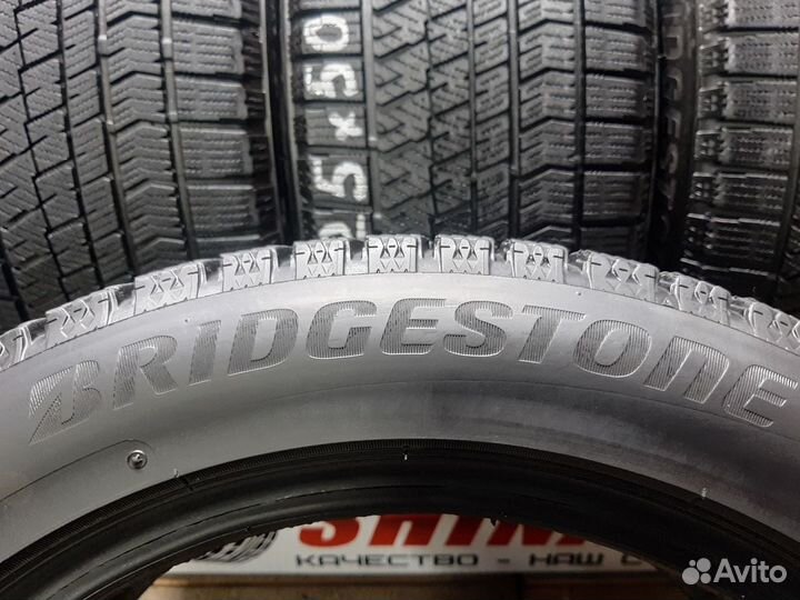 Bridgestone Blizzak VRX2 225/50 R17 96S