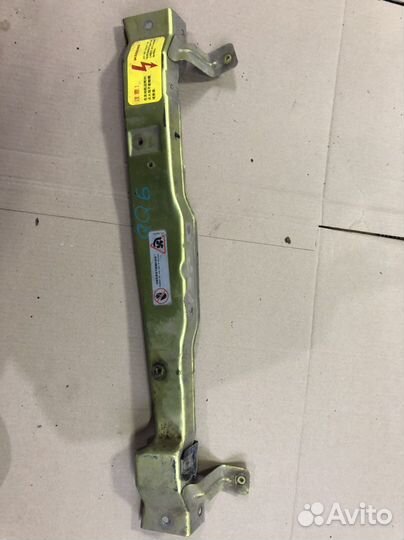 Верхняя рамка телевизора Chery qq6 s21