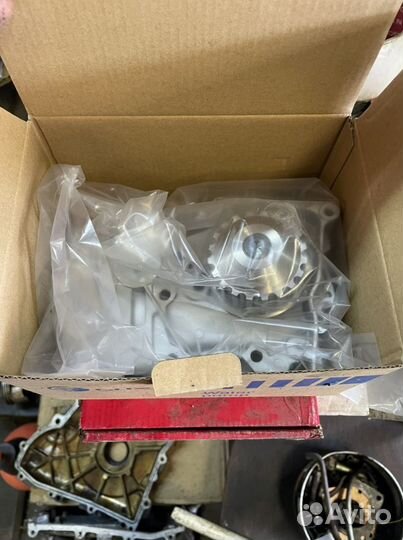 Водяной насос помпа renault меган,логан,ларгус