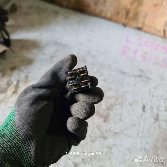 Кнопка аварийной сигнализации iran khodro samand