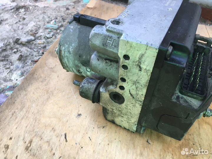 Блок ABS на Ауди-А6 в 45 кузове 2.5 турбо дизель