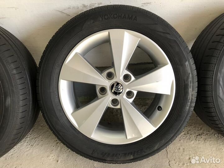 Диски литые R16 Skoda Octavia A7 оригинальные