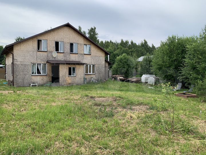 Дом 280 м² на участке 17 сот.