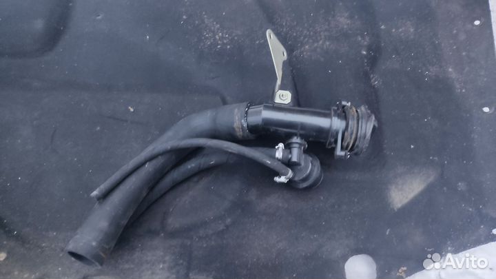 Горловина бензобака Шевроле нива