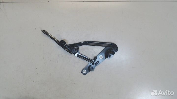 Петля крышки багажника Chevrolet Camaro 2018, 2021