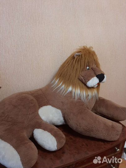 Лев