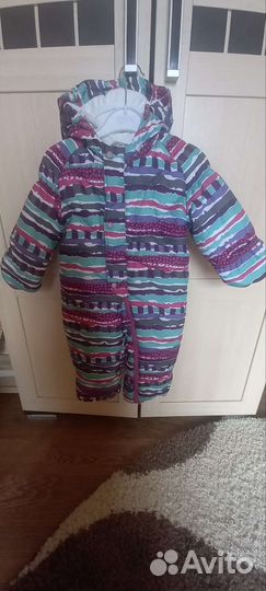 Зимний комбинезон для девочки