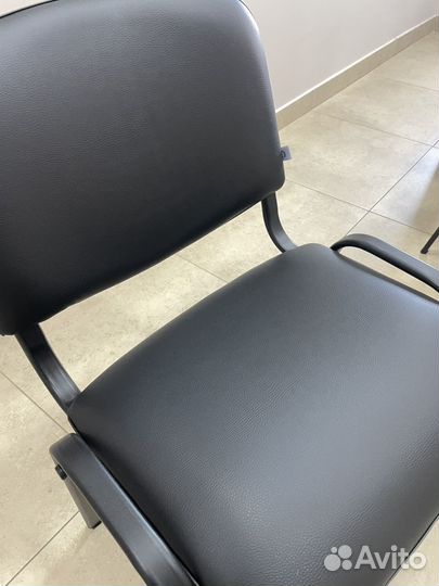 Стул офисный