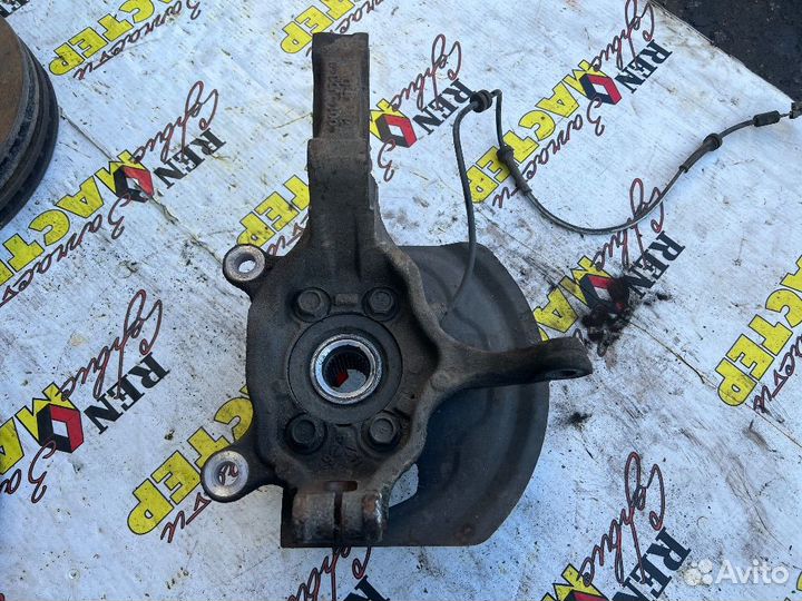 Кулак поворотный правый Nissan Qashqai 1 поколение