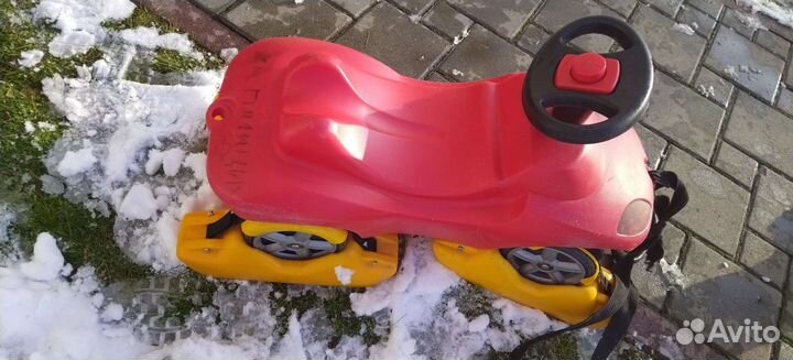 Машинка каталка толокар