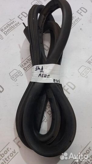 Уплотнитель двери Ford Focus DNW 1999