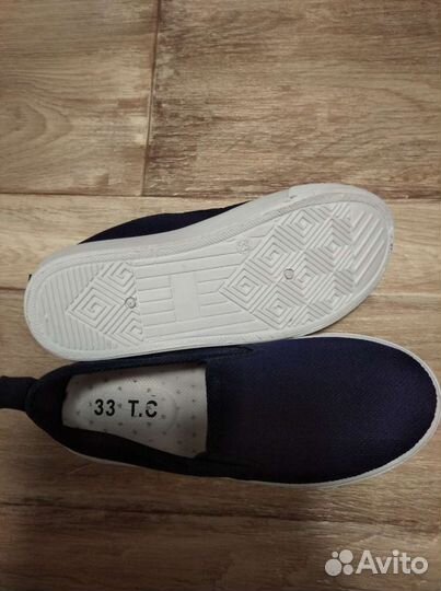 Кеды для девочки новые