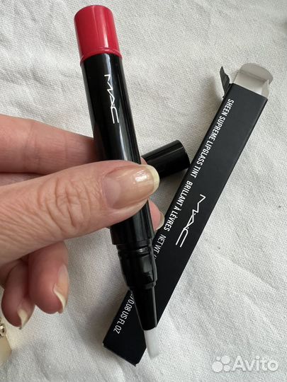 Помада и блеск MAC