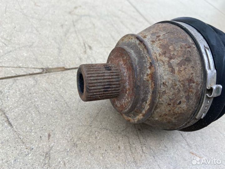 Привод передний правый Audi A6 C6