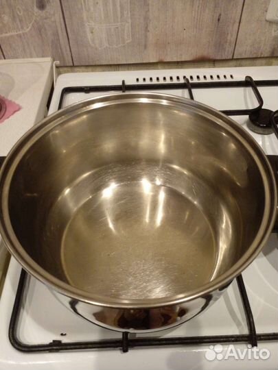 Кастрюля из нержавейки