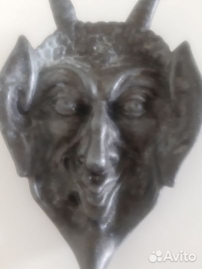 Черт. Пепельница. Чугун