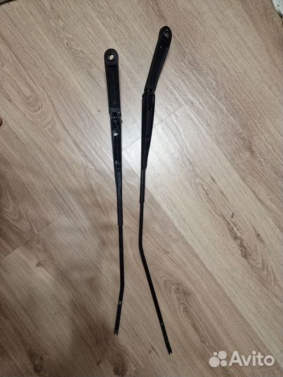 Поводки стеклоочистителя дворники Renault Fluence