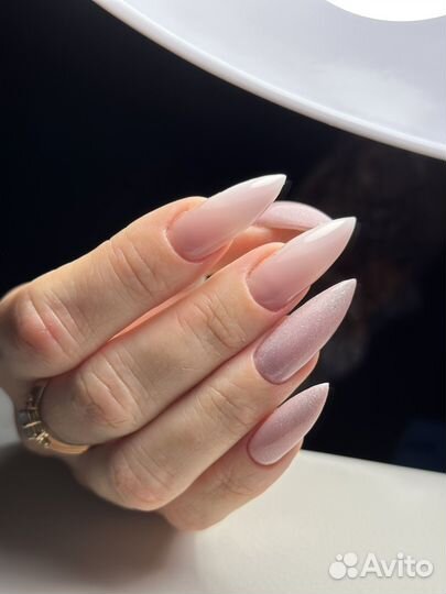 Маникюр и педикюр на дому