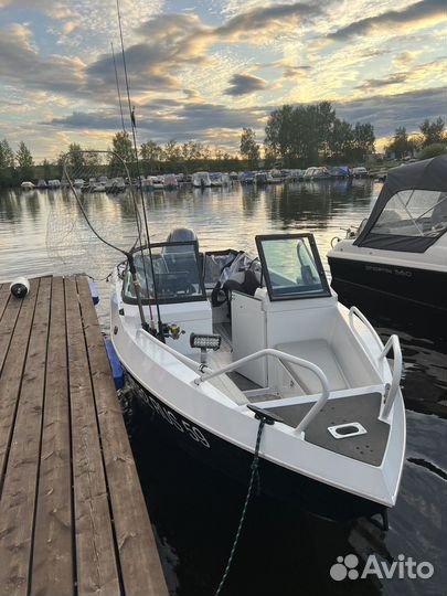 Volzhanka 53 bowrider