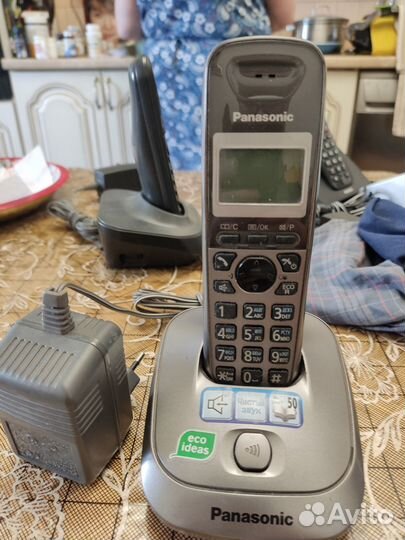 Радиотелефон Panasonic KX-TG2511RUS