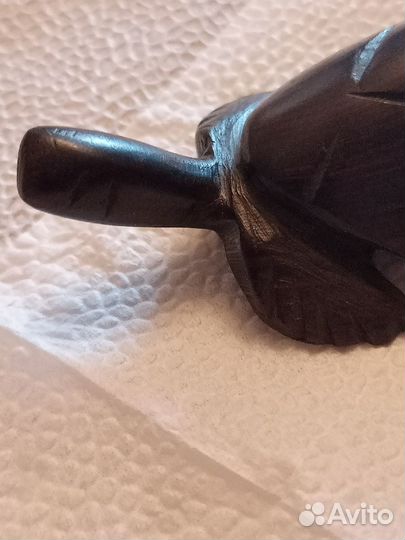 Статуэтка черепахи из чёрного эбенового дерева