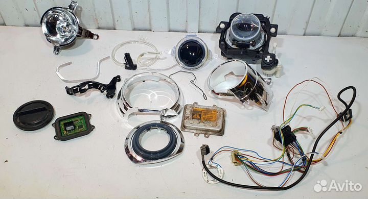 Фара правая BMW X6 E71 по запчастям