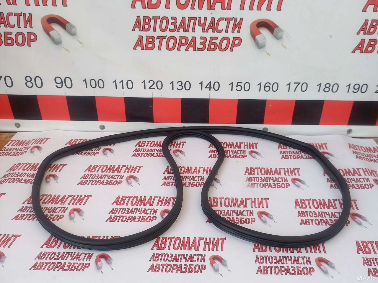 Уплотнитель двери передней правой Киа Церато 3 YD