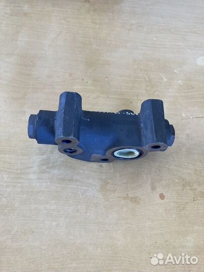 Клапан Shantui,Zoomlion,Komatsu 195-13-161-00