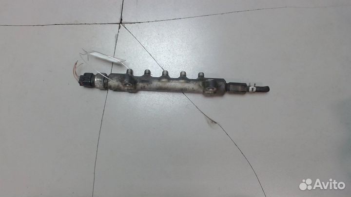 Рампа топливная Toyota Avensis 2, 2007