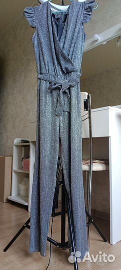 Праздничные наряды для девочки 38-40 р-ра