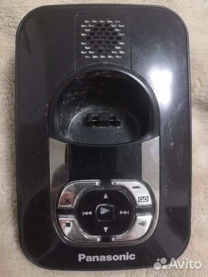 Беспроводной телефон Panasonic KX-TG8421RU