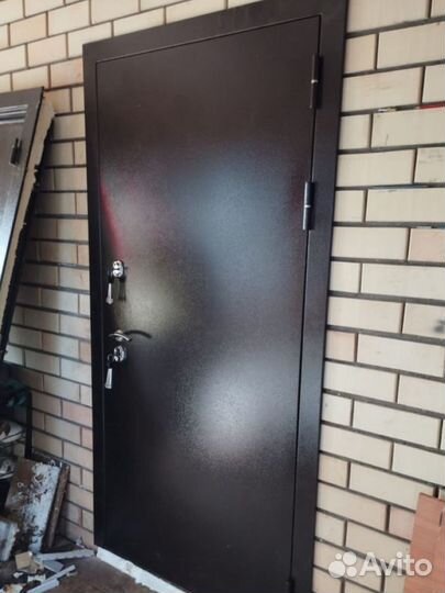 Дверь входная с терморазрывом в дом, гараж