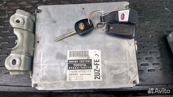Блок управления двигателя 89666-60270