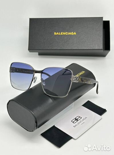 Солнцезащитные очки женские Balenciaga