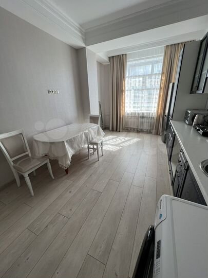 2-к. квартира, 62 м², 7/13 эт.