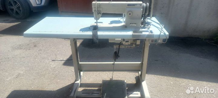 Промышленная швейная машина typical