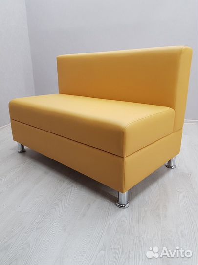 Диван для дома, кафе и офиса