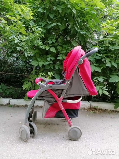 Прогулочная коляска chicco