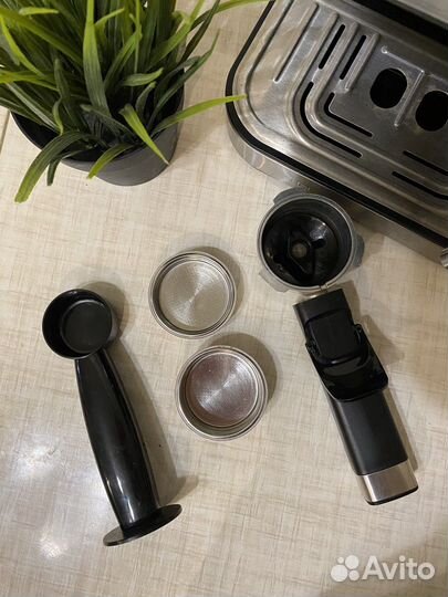 Кофеварка Redmond RCM-M1513