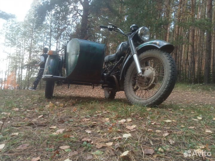 Мотоцикл Днепр мт10